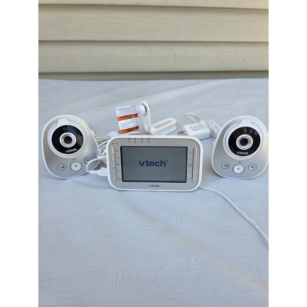 VTech VM342-2 Video Baby Monitor, Wide-Angle Lens, 2 Cameras
